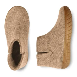 Boot with natural rubber sole - honey - Sand