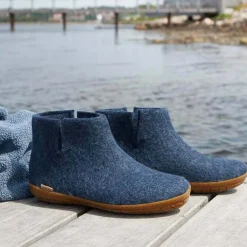 Boot with natural rubber sole - honey - Denim
