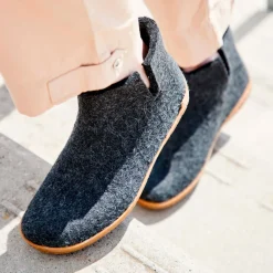 Boot with natural rubber sole - honey - Charcoal