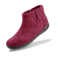 Boot with natural rubber sole - black - Cranberry
