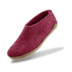 Shoe with leather sole - Cranberry