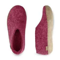 Shoe with leather sole - Cranberry