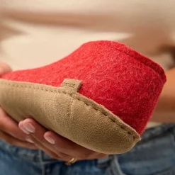 Shoe with leather sole - Red