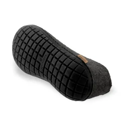Shoe with natural rubber sole - black - Charcoal