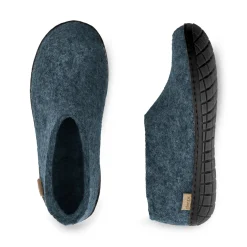 Shoe with natural rubber sole - black - Denim