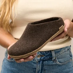 Slip-on with leather sole - Chestnut