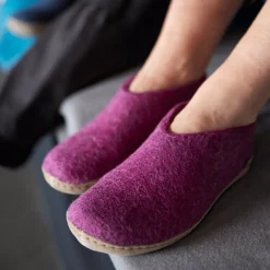 Slip-on with leather sole - Cranberry