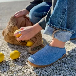 Slip-on with natural rubber sole - honey - Sky