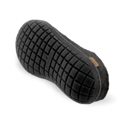 Slip-on with natural rubber sole - black - Charcoal