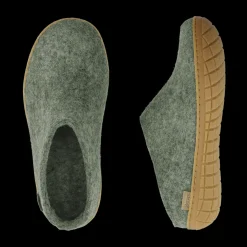 Slip-on with natural rubber sole - honey - Moss