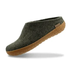 Slip-on with natural rubber sole - honey - Forest