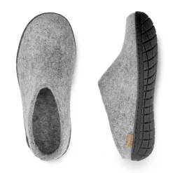 Slip-on with natural rubber sole - black - Grey