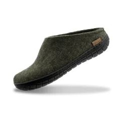 Slip-on with natural rubber sole - black - Forest