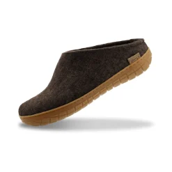 Slip-on with natural rubber sole - honey - Chestnut