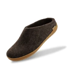Slip-on with natural rubber sole - honey - Chestnut