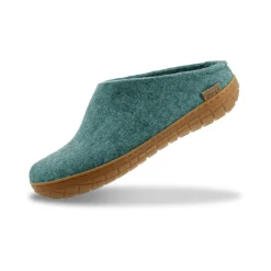 Slip-on with natural rubber sole - honey - North Sea